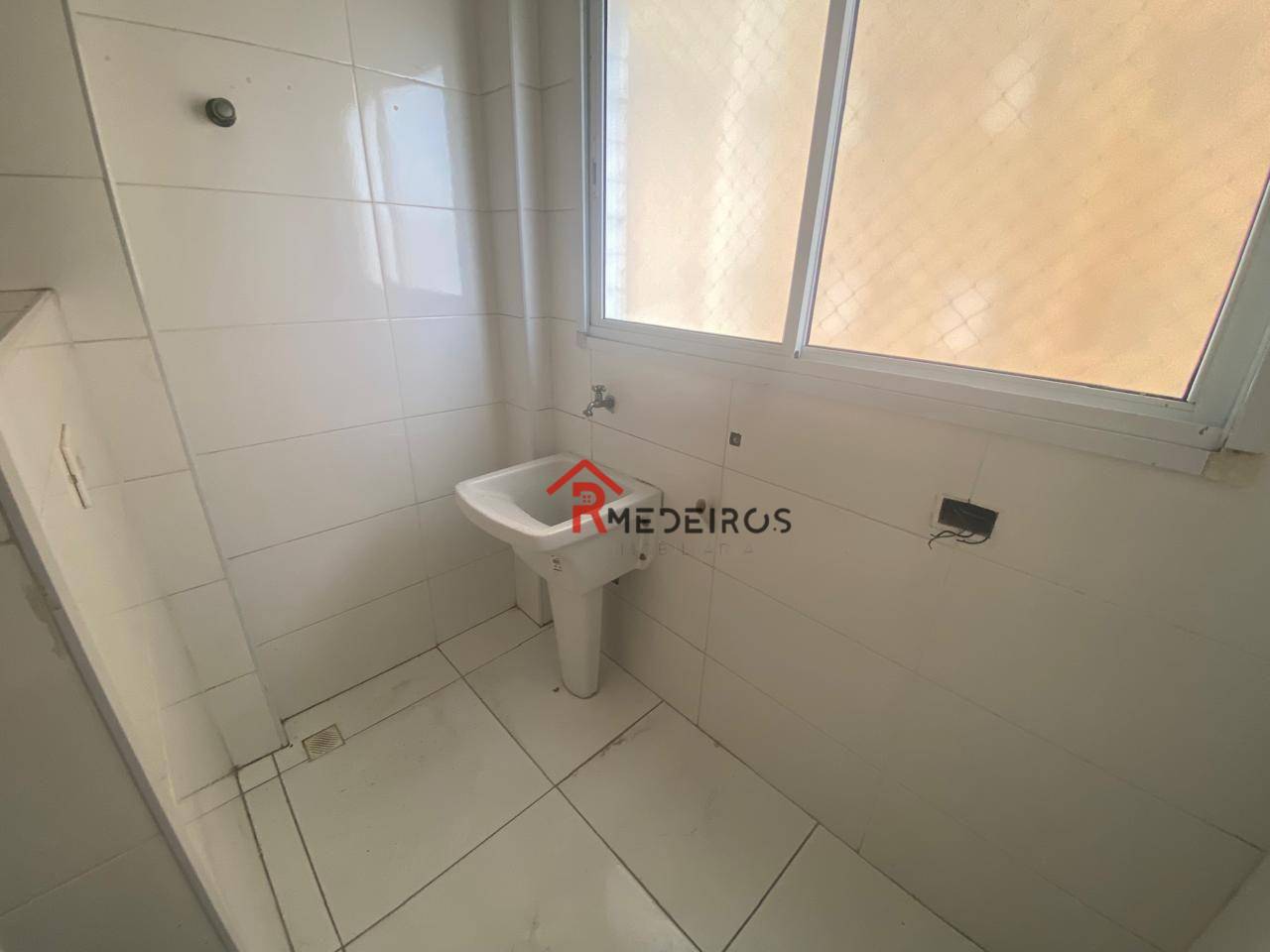 Apartamento à venda com 2 quartos, 106m² - Foto 9