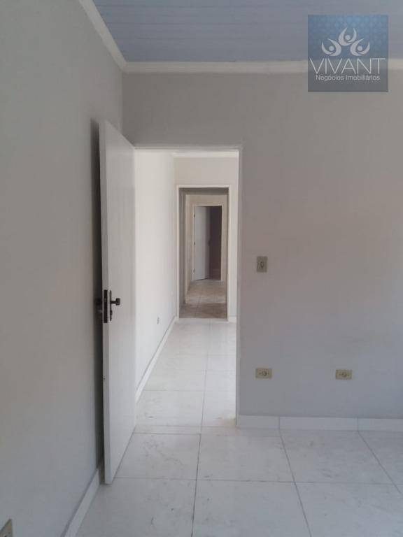 Casa à venda com 2 quartos, 62m² - Foto 13