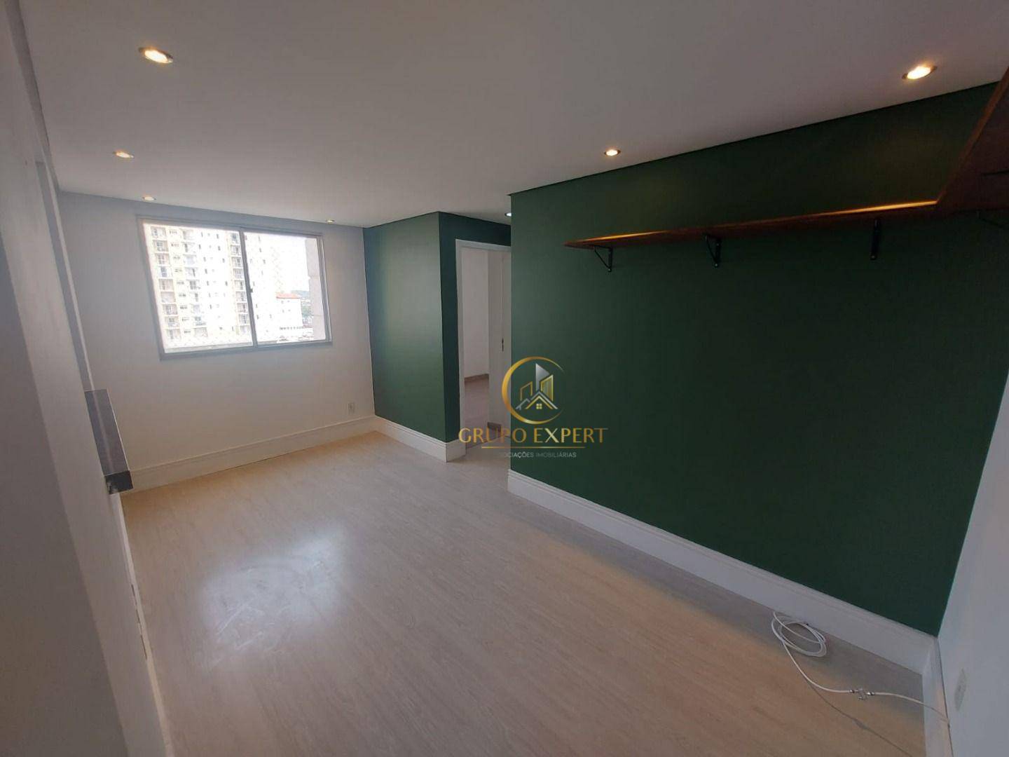 Apartamento à venda com 2 quartos, 48m² - Foto 2