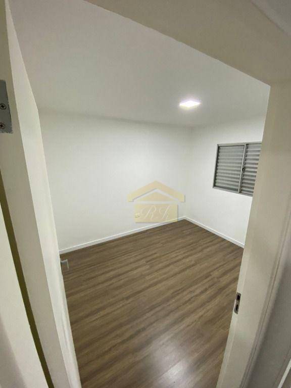 Apartamento à venda com 2 quartos, 56m² - Foto 2