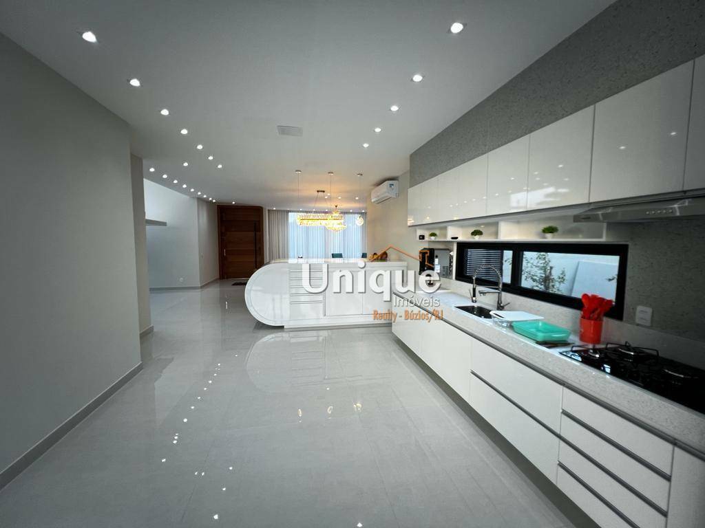 Casa de Condomínio à venda com 4 quartos, 209m² - Foto 13