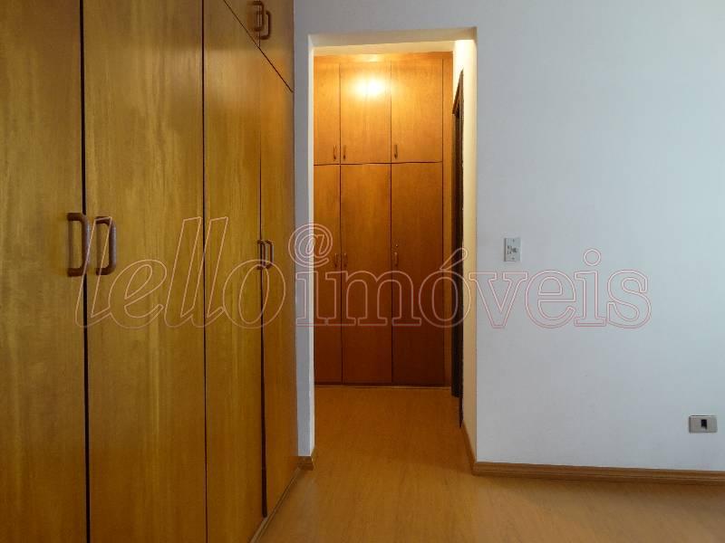 Apartamento para alugar com 4 quartos, 247m² - Foto 14