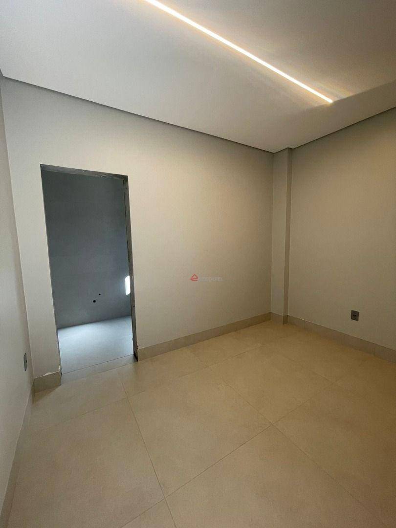 Casa de Condomínio à venda com 3 quartos, 331m² - Foto 22