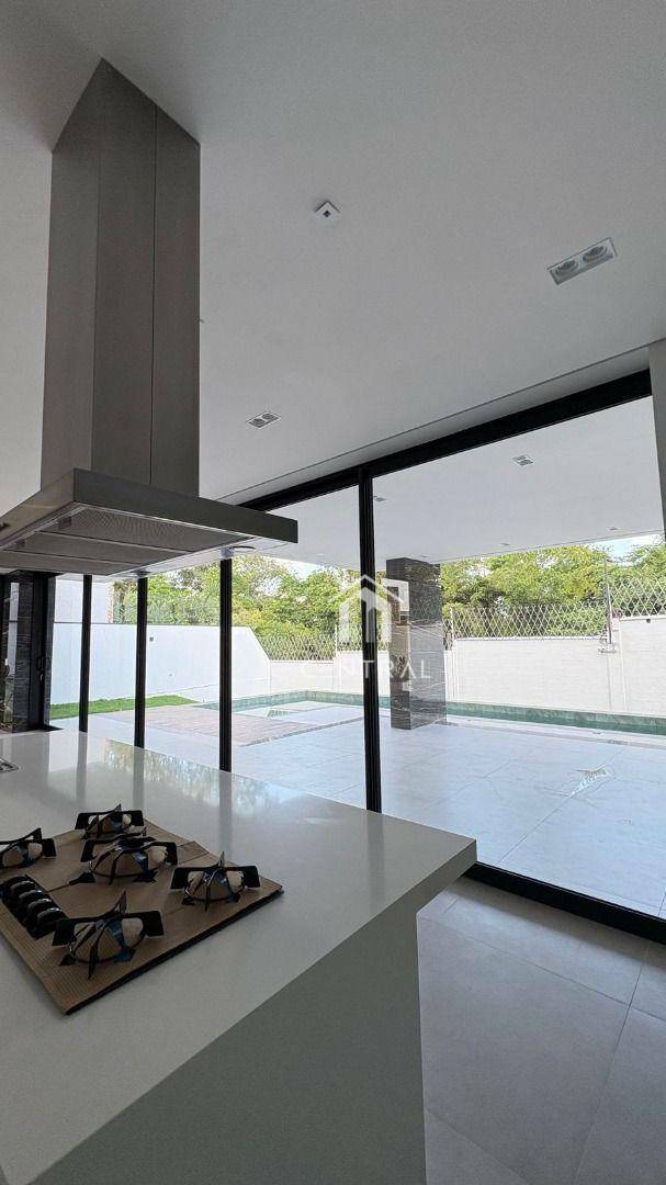 Casa de Condomínio à venda com 3 quartos, 400m² - Foto 15