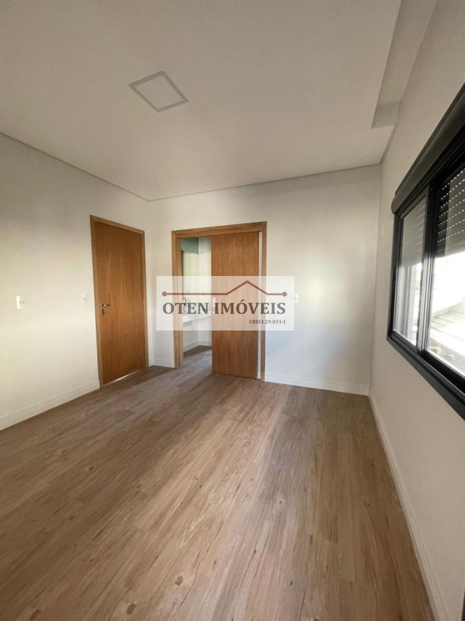 Casa à venda com 4 quartos, 260m² - Foto 14