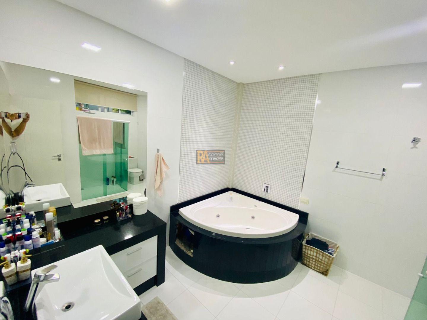 Casa à venda com 3 quartos, 300m² - Foto 34
