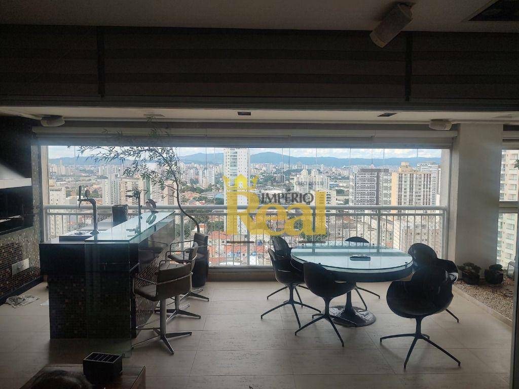 Apartamento para alugar com 3 quartos, 206m² - Foto 43