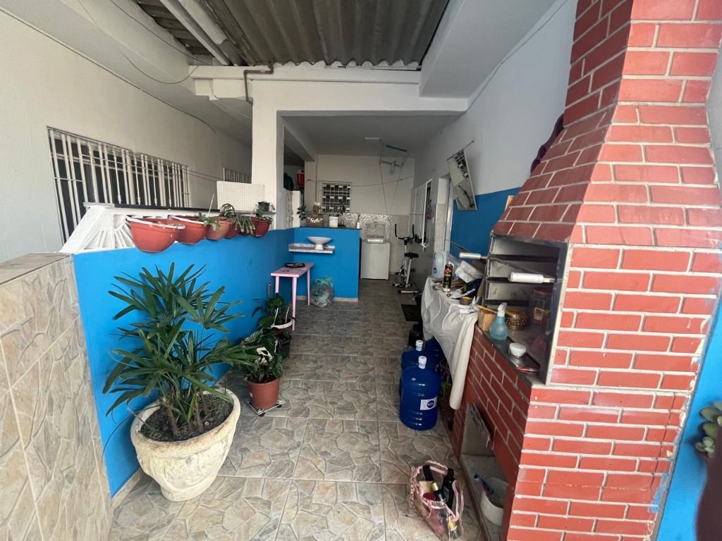 Sobrado à venda com 3 quartos, 200m² - Foto 35