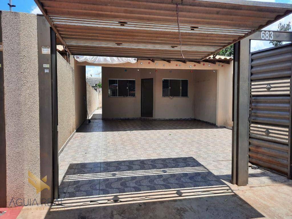 Casa à venda com 2 quartos, 55m² - Foto 1