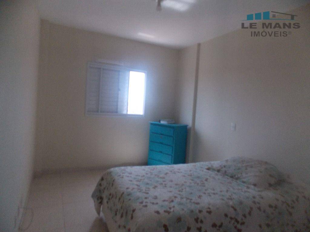 Apartamento à venda com 2 quartos, 60m² - Foto 18