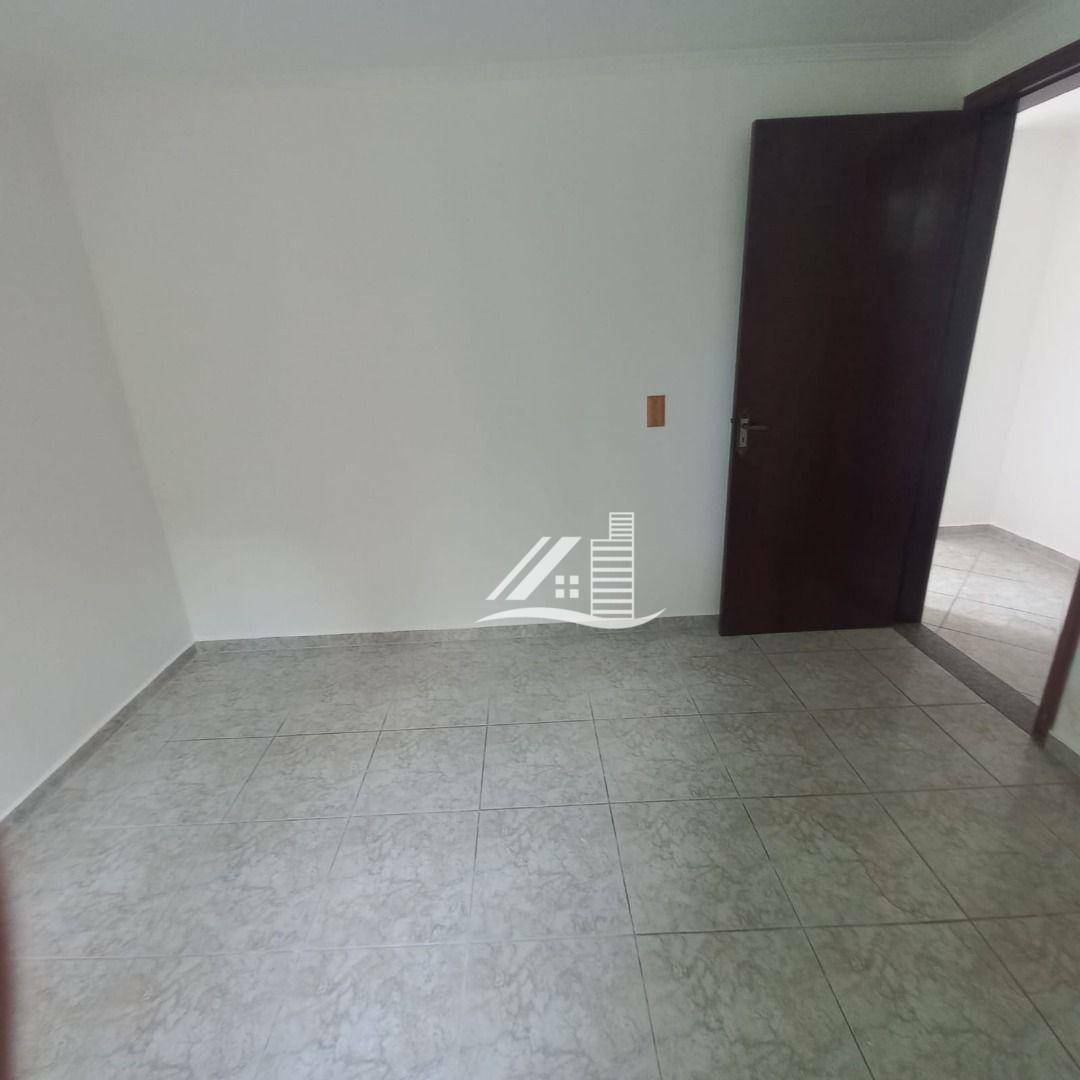 Apartamento à venda com 2 quartos, 55m² - Foto 15