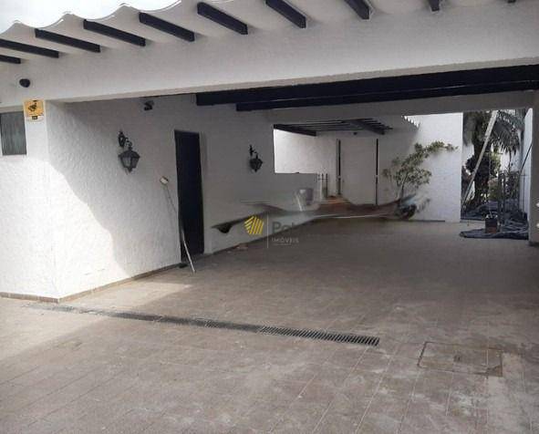 Casa à venda com 3 quartos, 280m² - Foto 2