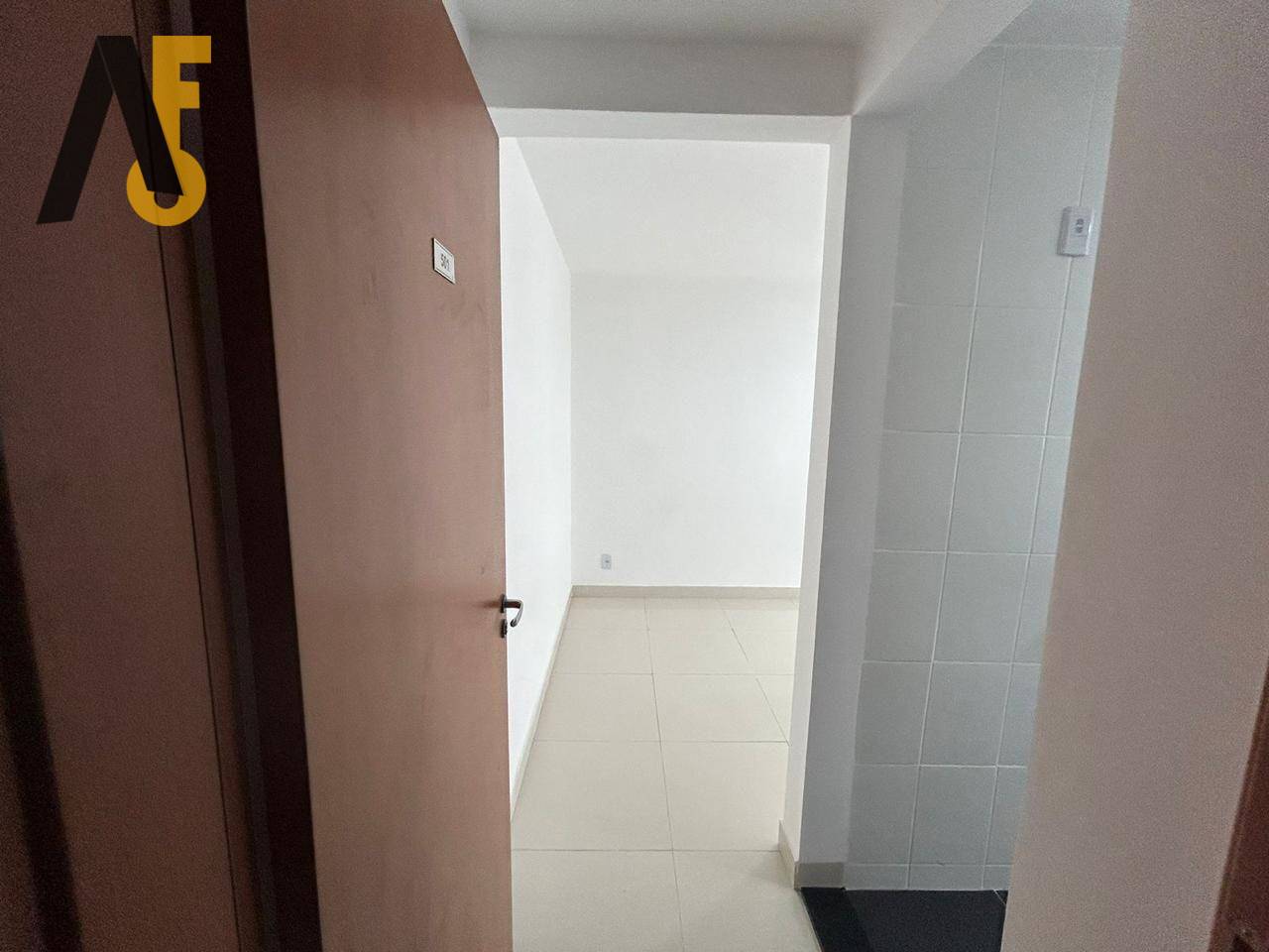 Apartamento à venda com 2 quartos, 47m² - Foto 2