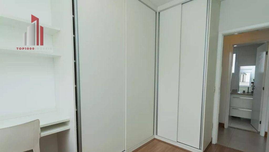 Apartamento à venda com 2 quartos, 70m² - Foto 17