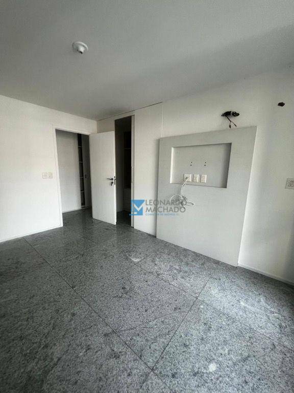 Apartamento à venda com 3 quartos, 290m² - Foto 15