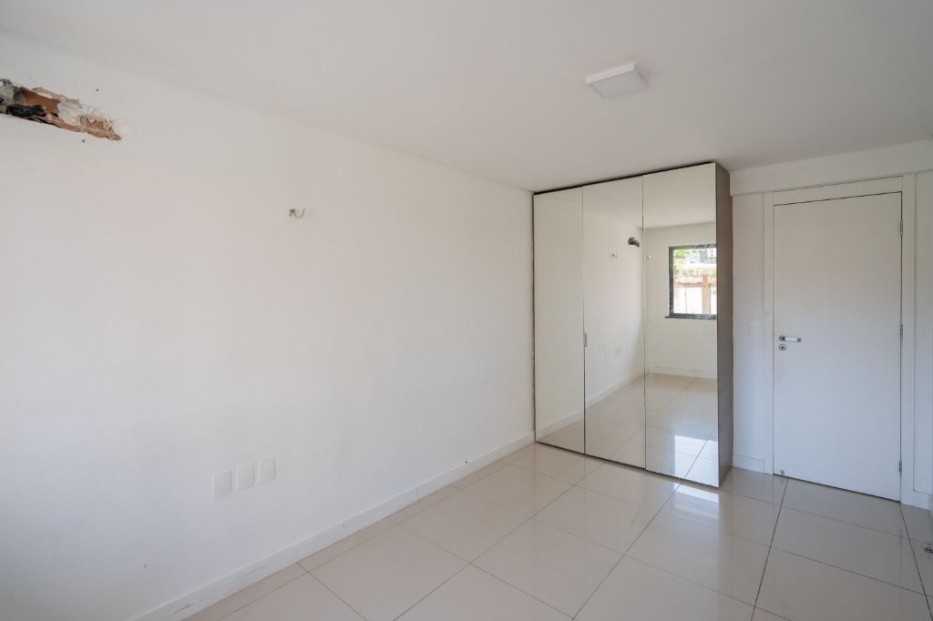 Apartamento à venda com 3 quartos, 210m² - Foto 32