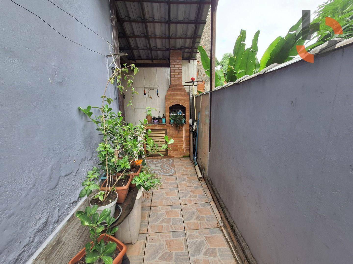 Casa à venda com 2 quartos, 69m² - Foto 7