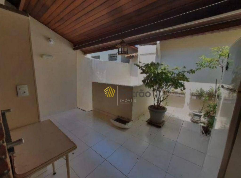 Sobrado à venda com 3 quartos, 230m² - Foto 33