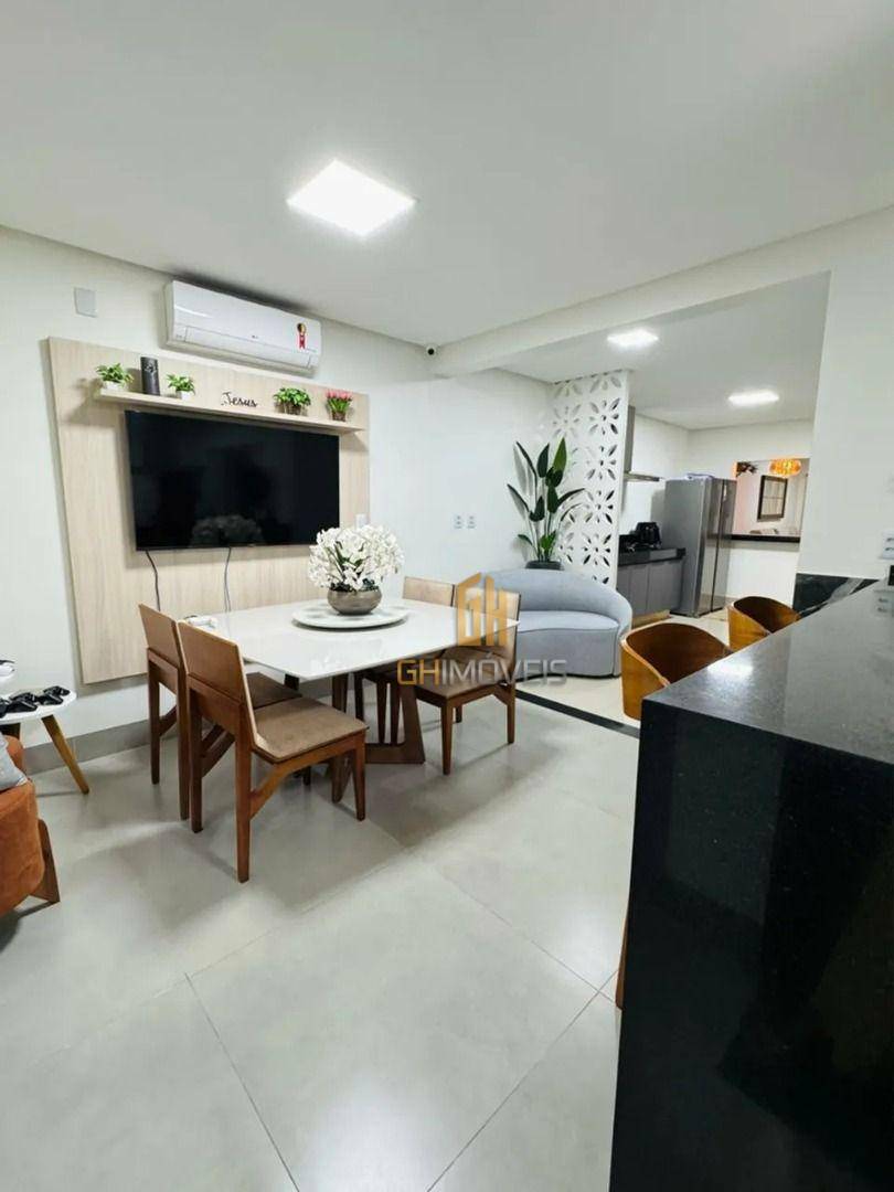 Casa à venda com 4 quartos, 135m² - Foto 14