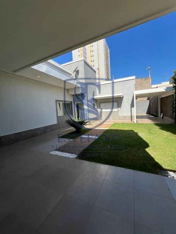 Casa para alugar com 2 quartos, 570m² - Foto 11