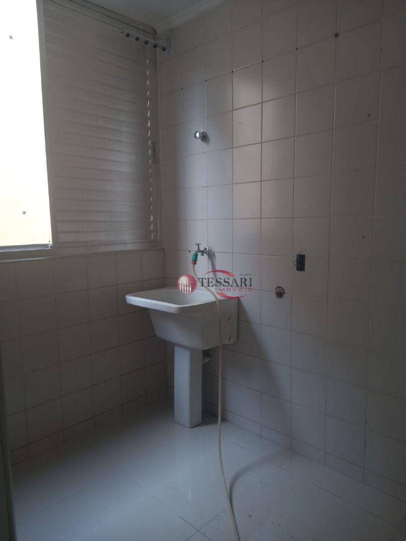 Apartamento para alugar com 3 quartos, 96m² - Foto 8