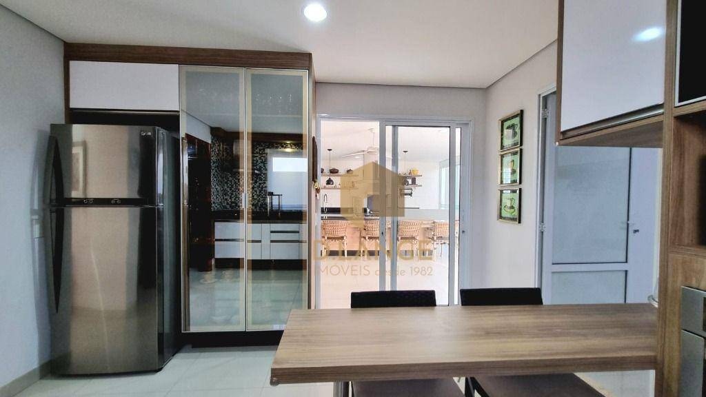 Casa de Condomínio à venda com 3 quartos, 304m² - Foto 19