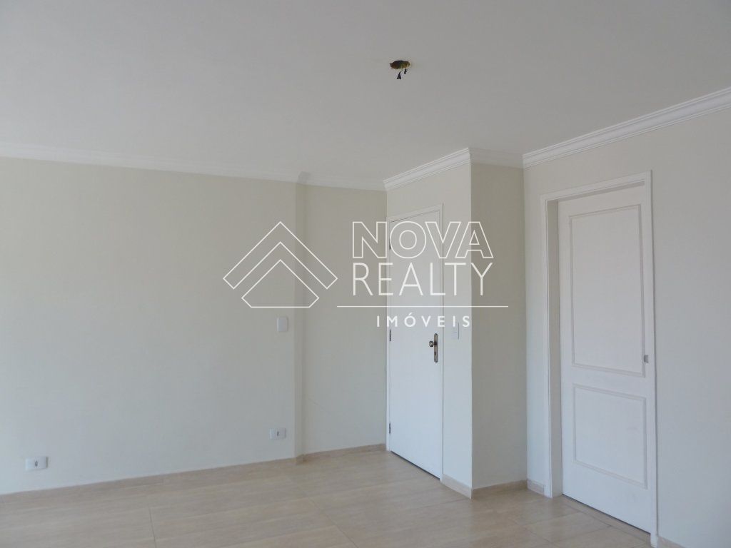 Apartamento à venda com 3 quartos, 116m² - Foto 2