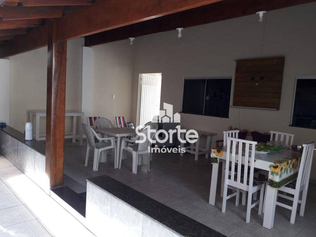 Casa à venda com 3 quartos, 210m² - Foto 12