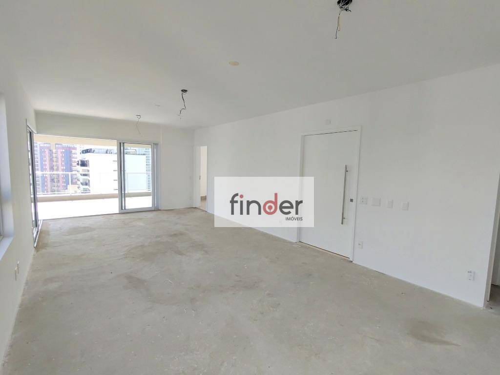 Apartamento à venda com 3 quartos, 202m² - Foto 7