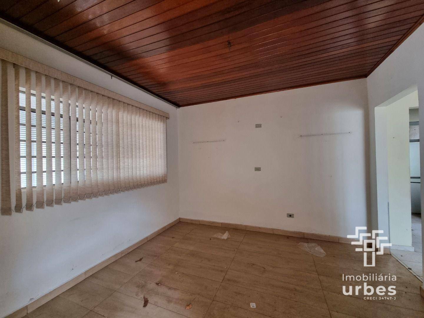 Casa à venda com 4 quartos, 255m² - Foto 3