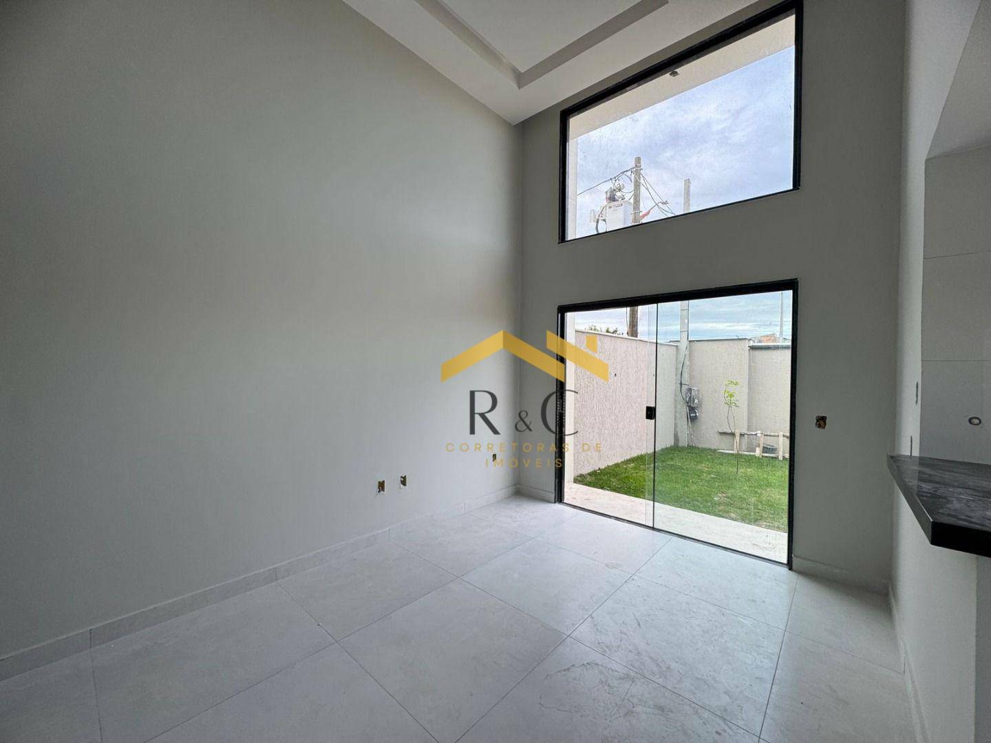 Casa à venda com 2 quartos, 57m² - Foto 14