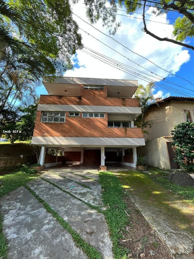 Casa de Condomínio à venda com 3 quartos, 422m² - Foto 3