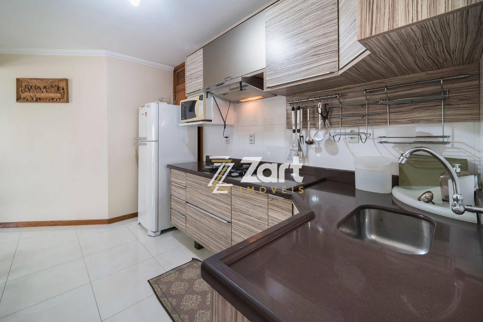 Apartamento à venda com 4 quartos, 141m² - Foto 9