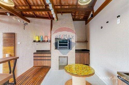 Casa para alugar com 3 quartos, 335m² - Foto 40