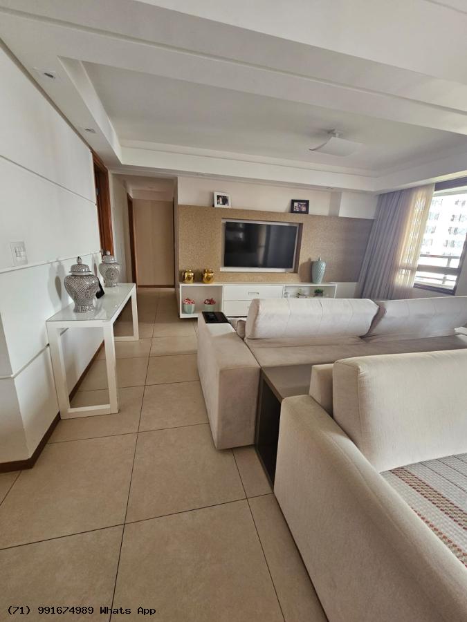 Apartamento para alugar com 3 quartos, 155m² - Foto 8