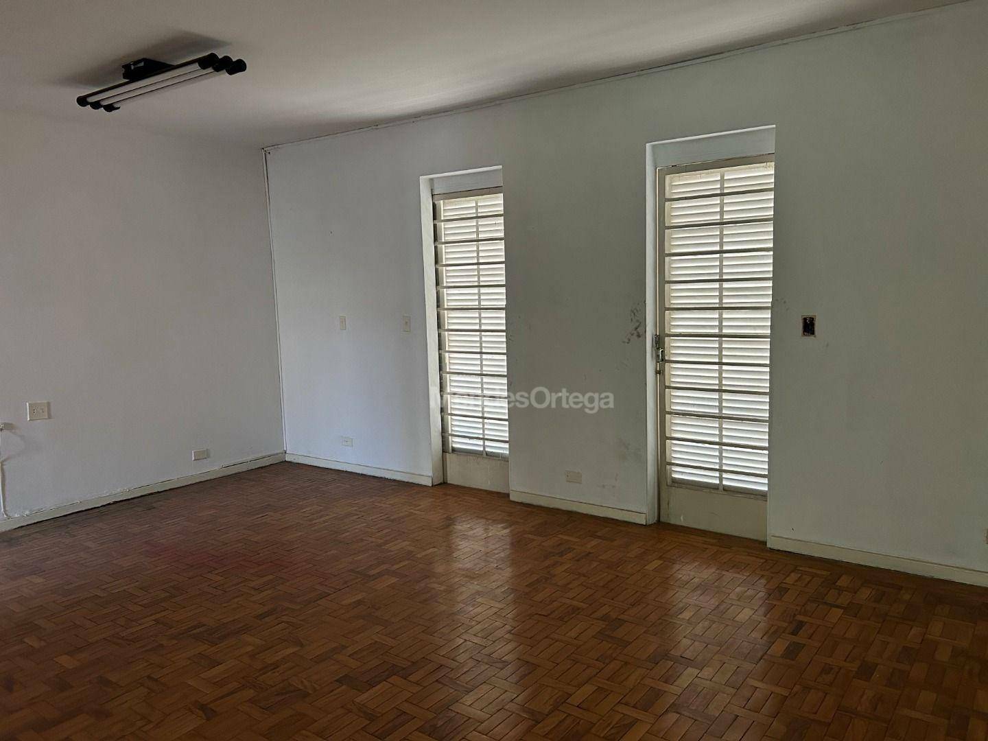 Casa à venda com 4 quartos, 265m² - Foto 16