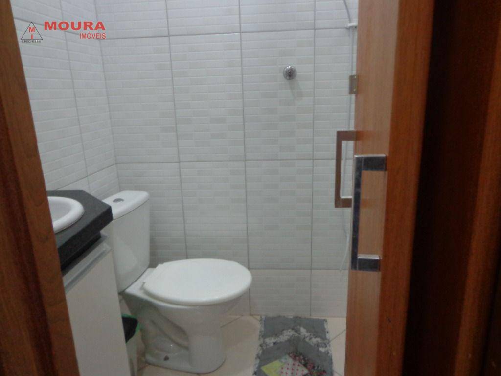 Casa à venda com 4 quartos, 215m² - Foto 22