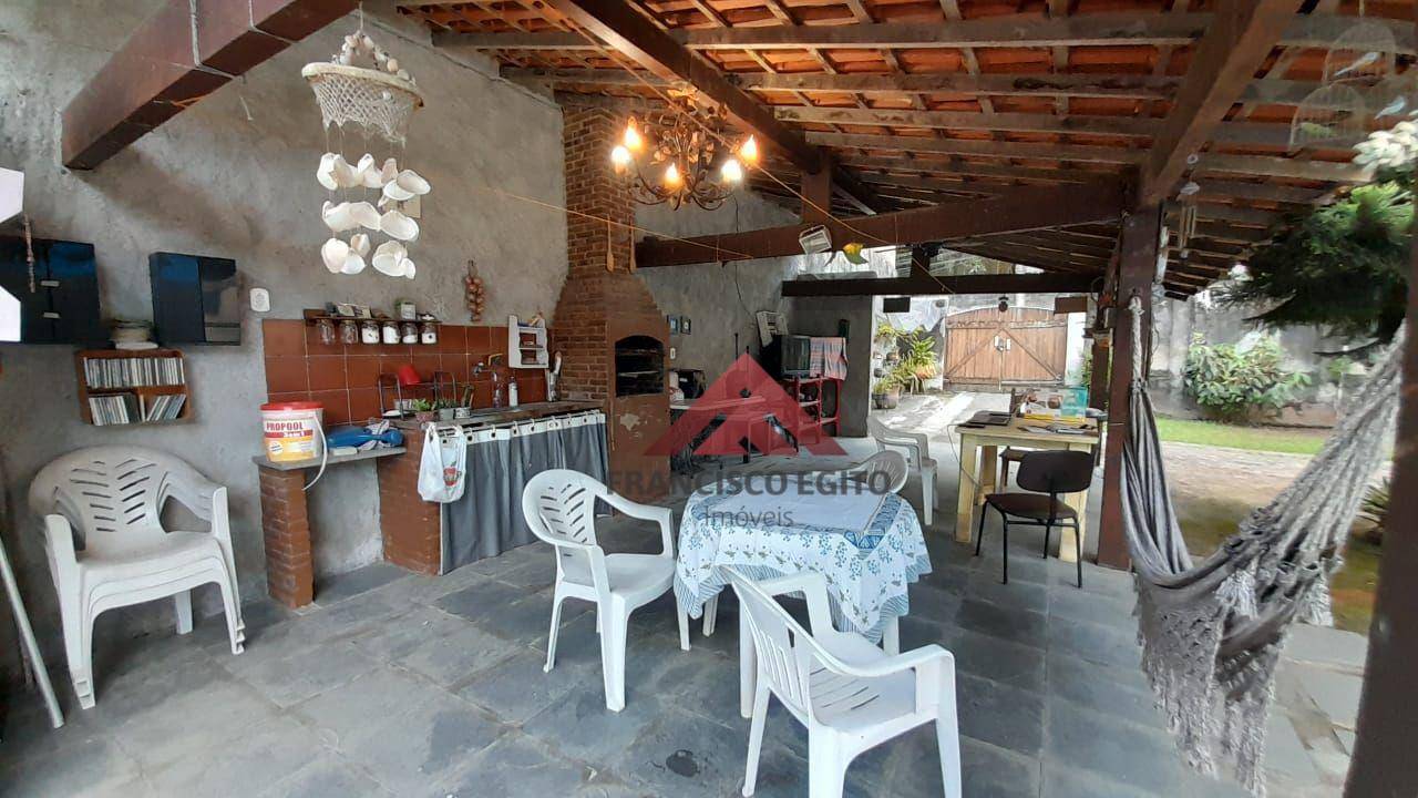 Casa à venda com 4 quartos, 80m² - Foto 18