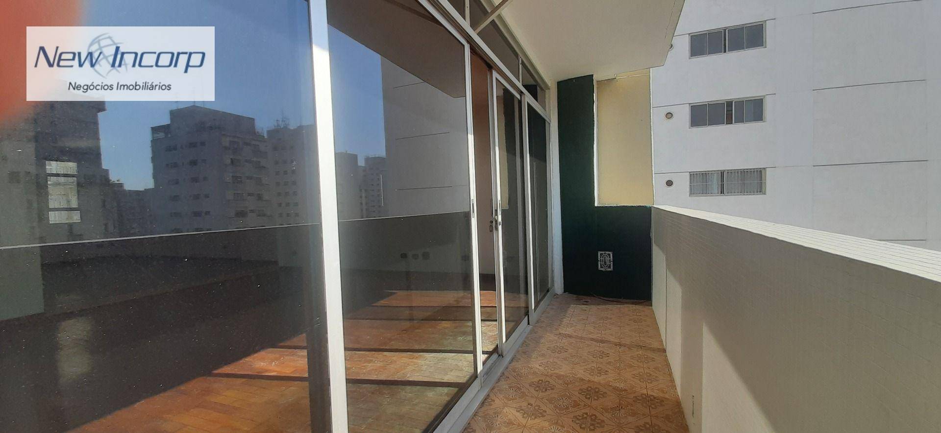 Apartamento à venda com 4 quartos, 210m² - Foto 8