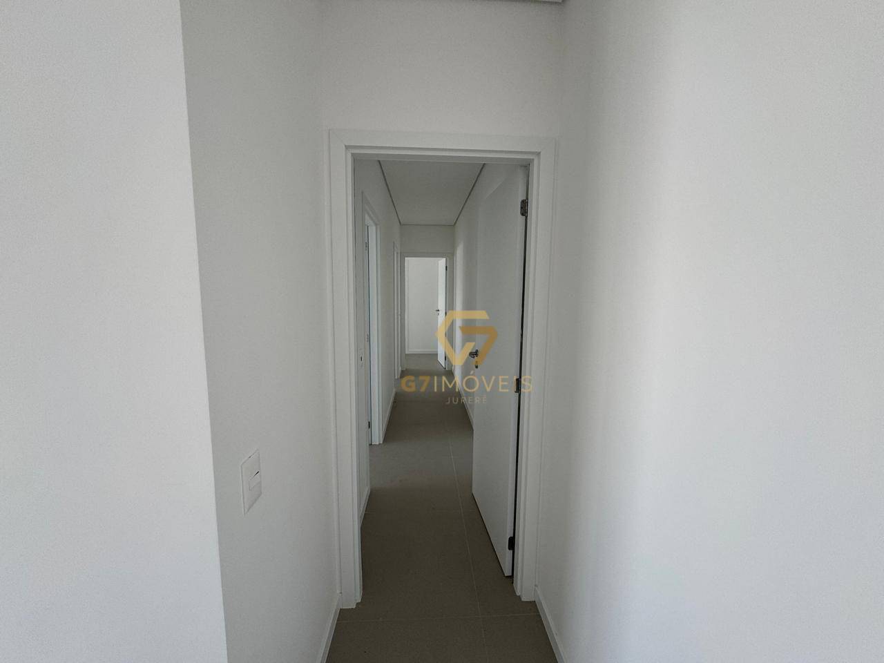 Apartamento à venda com 3 quartos, 148m² - Foto 8