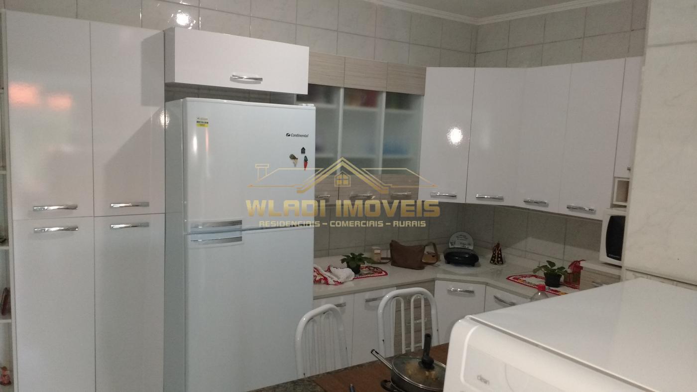 Casa à venda com 3 quartos, 234m² - Foto 31