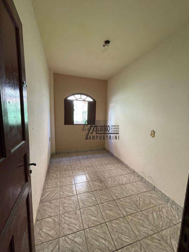 Casa à venda e aluguel com 3 quartos, 100m² - Foto 15