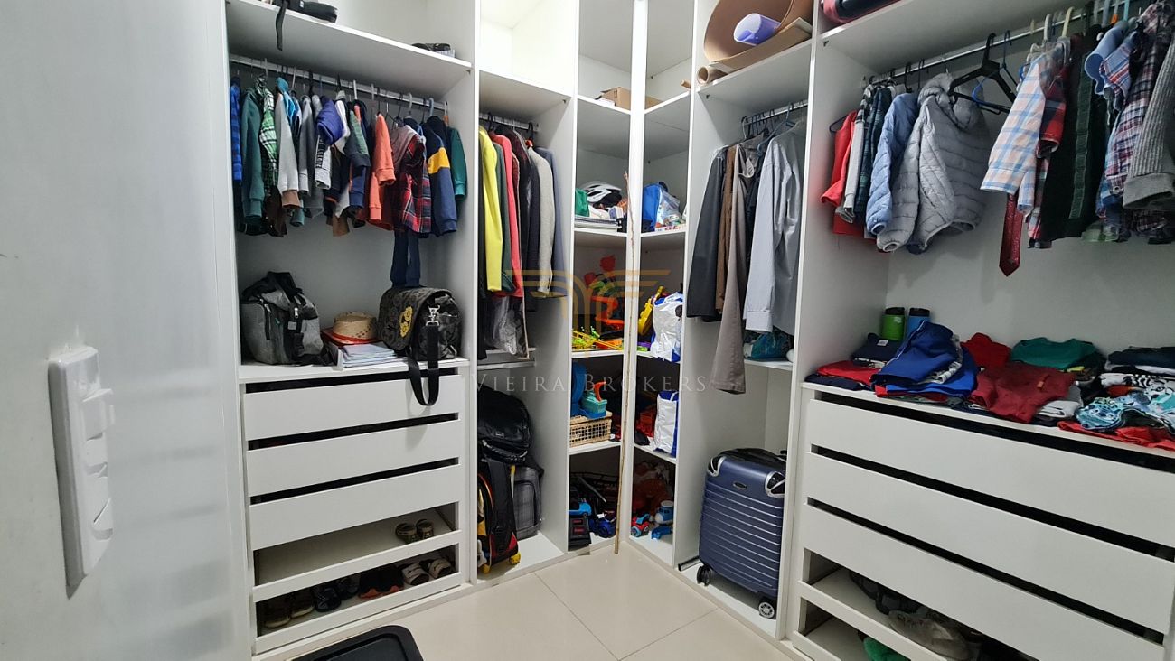 Casa de Condomínio à venda com 4 quartos, 350m² - Foto 10