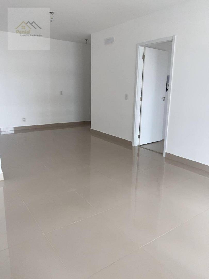 Apartamento à venda com 3 quartos, 131m² - Foto 8