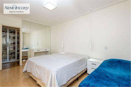 Apartamento à venda com 4 quartos, 196m² - Foto 25