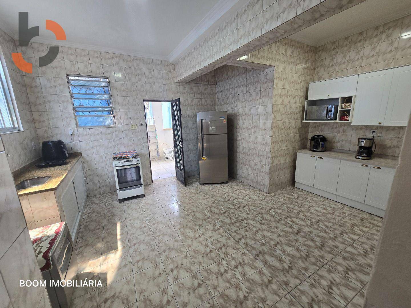 Casa à venda com 5 quartos, 197m² - Foto 13