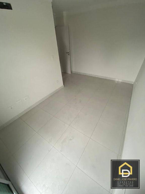 Apartamento à venda com 3 quartos, 122m² - Foto 15