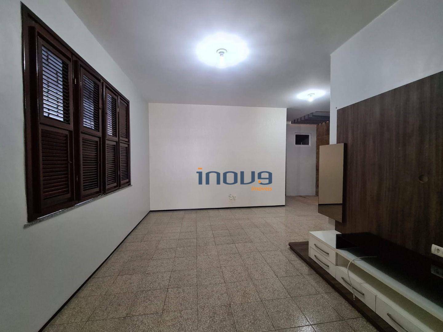 Casa à venda com 3 quartos, 109M2 - Foto 3