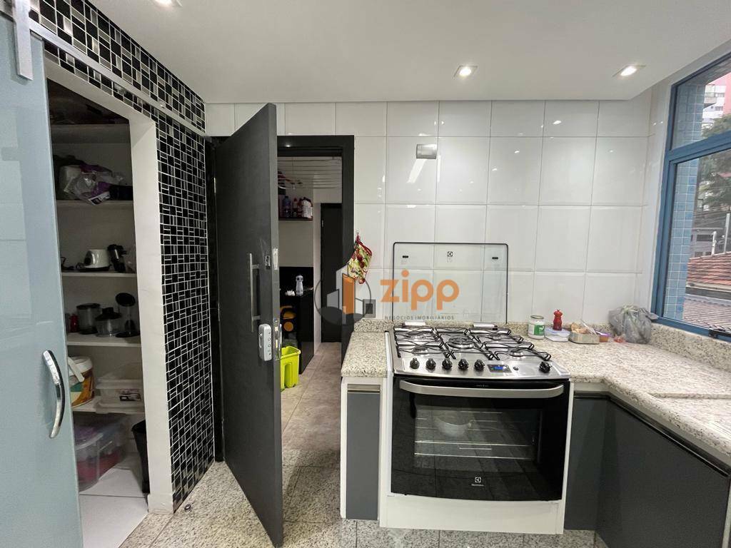 Apartamento à venda com 3 quartos, 168m² - Foto 14