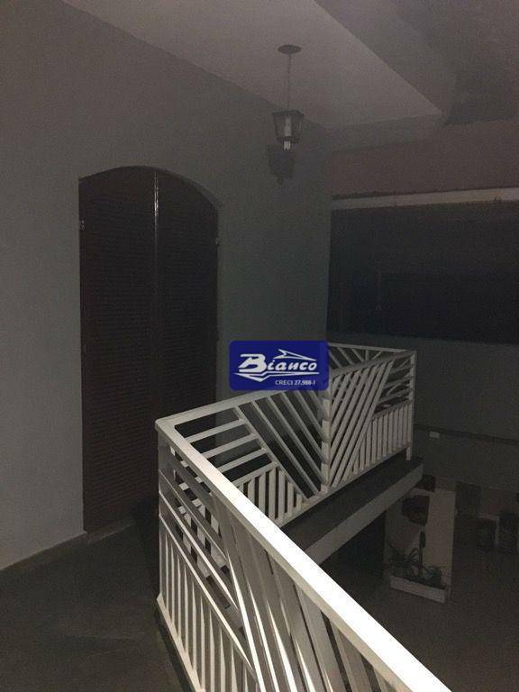 Sobrado à venda com 4 quartos, 414m² - Foto 47